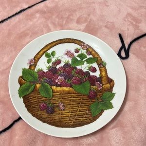 Avon fruit plate
